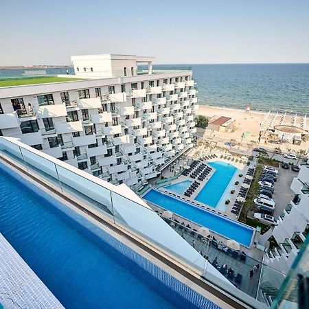 Mg Brothers Apartment In Infinity Beach Resort Mamaia Exteriör bild